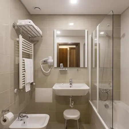 Hotell Miramar - 3*
