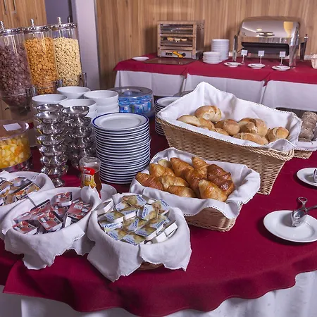 Miramar - 호텔 상페드루 지 모엘